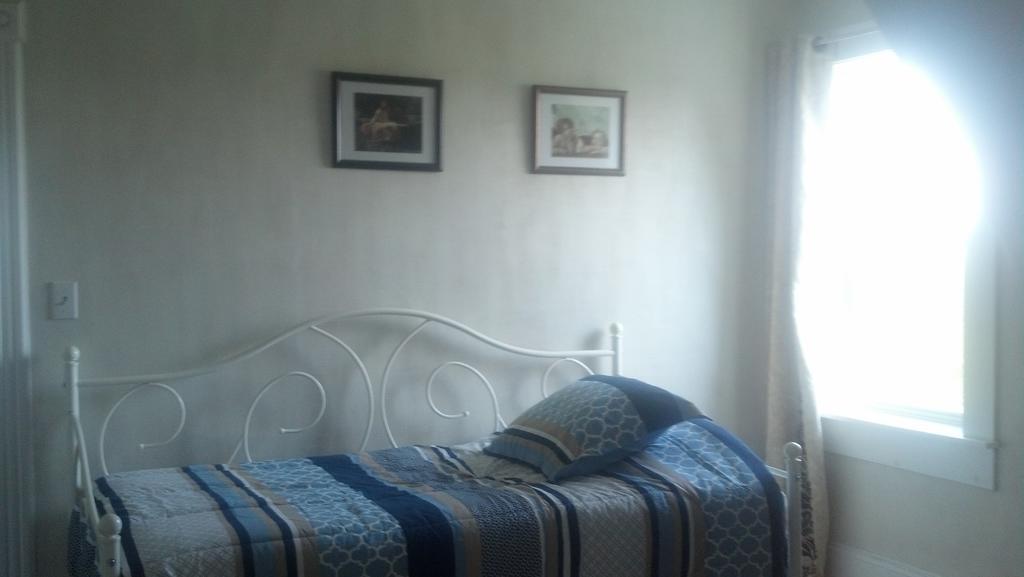 Miscouche Lovely Green Gable Home מראה חיצוני תמונה